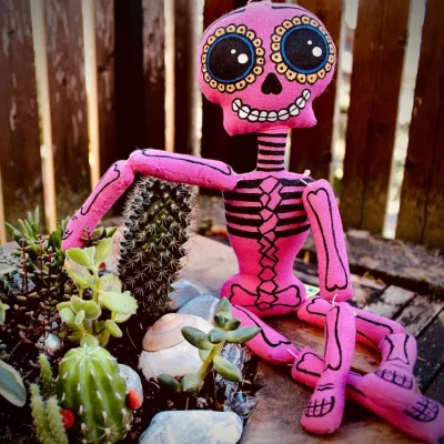 5. Día de muertos – Entrevista a Nora W-Villanueva